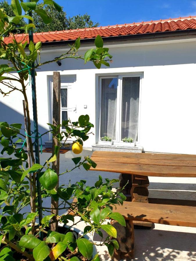Appartamento La Vie Krk Krk Town Esterno foto